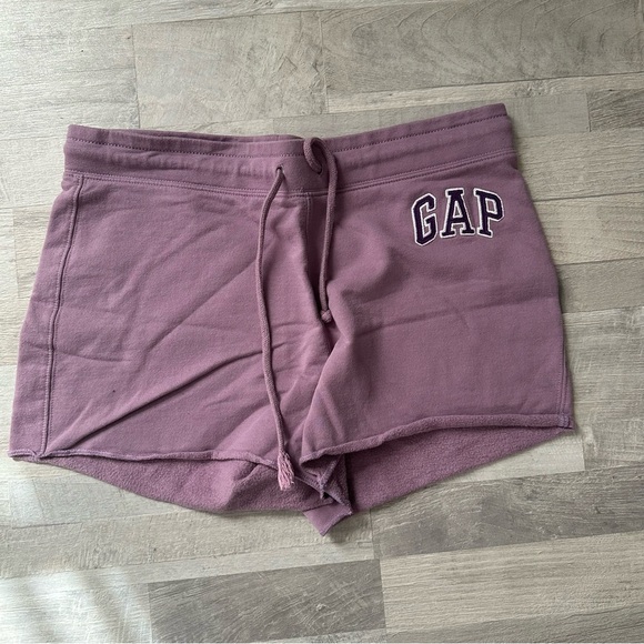 GAP Women’s Shorts - Blue, Green, Red, Pink - Picture 3 of 7